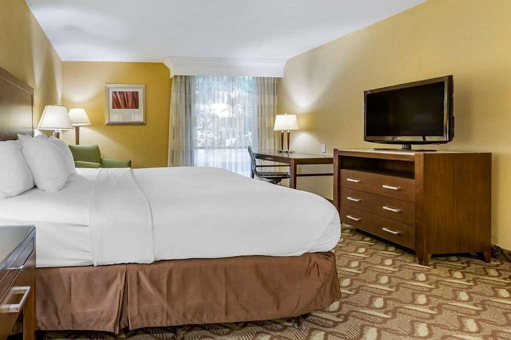 Clarion Inn & Suites, רוזוול מראה חיצוני תמונה