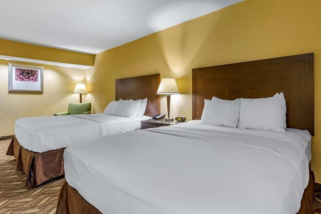 Clarion Inn & Suites, רוזוול מראה חיצוני תמונה