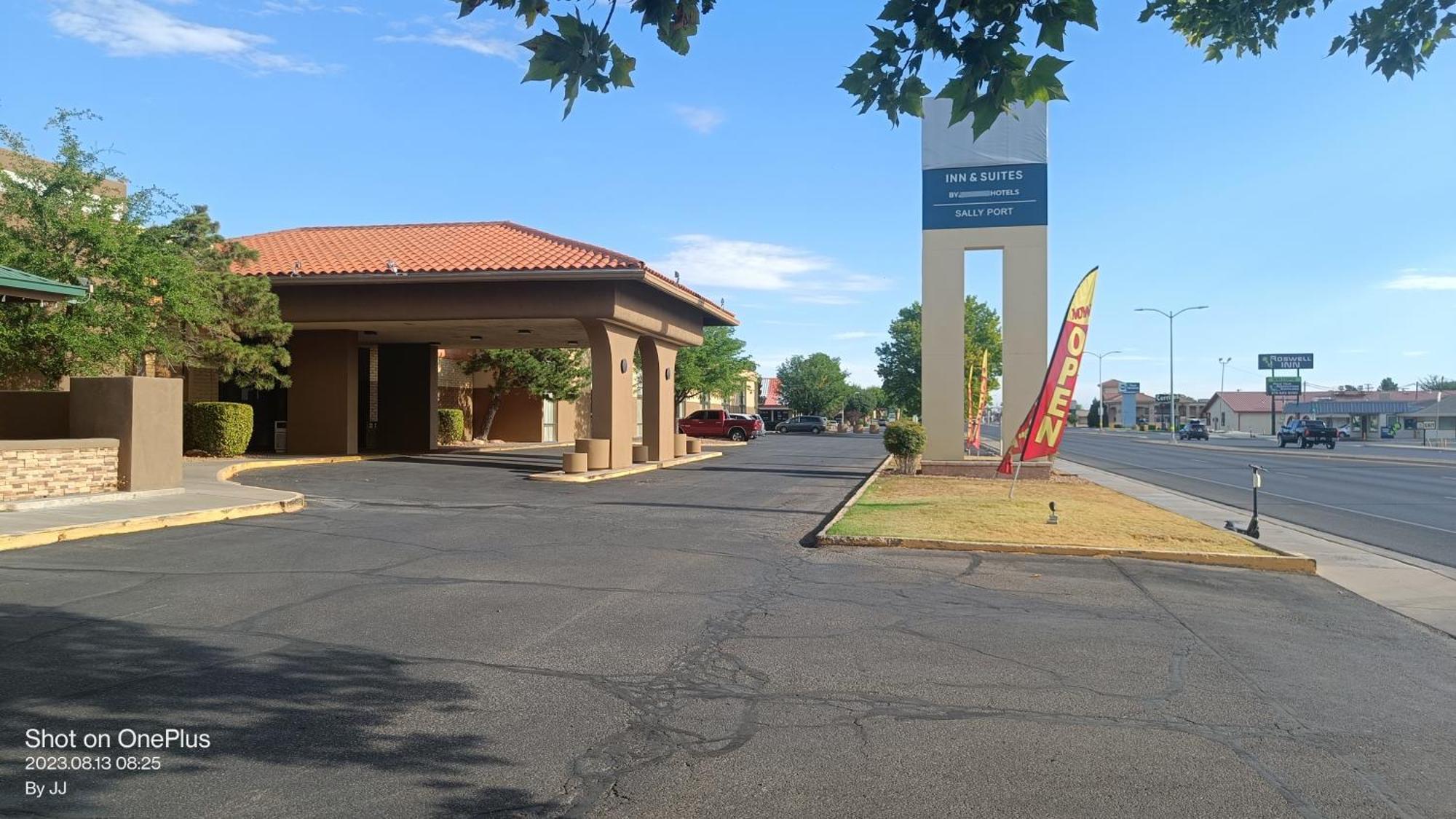 Clarion Inn & Suites, רוזוול מראה חיצוני תמונה